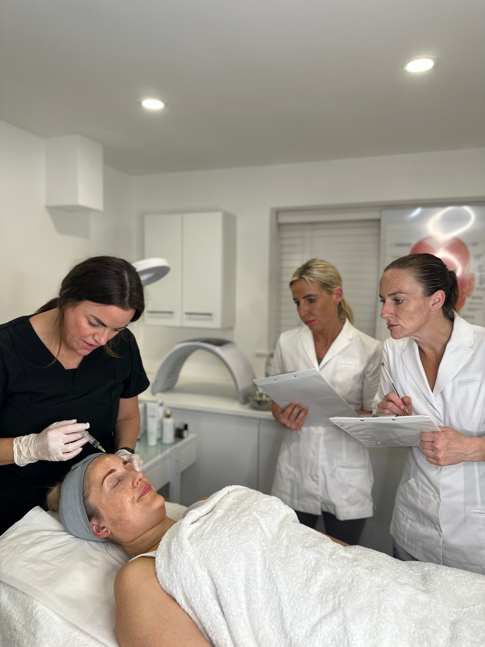 Skin Specialist Course - Image 6